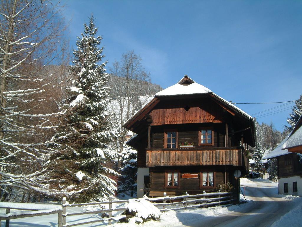 Villa Haus Am Bach Bad Kleinkirchheim Habitación foto